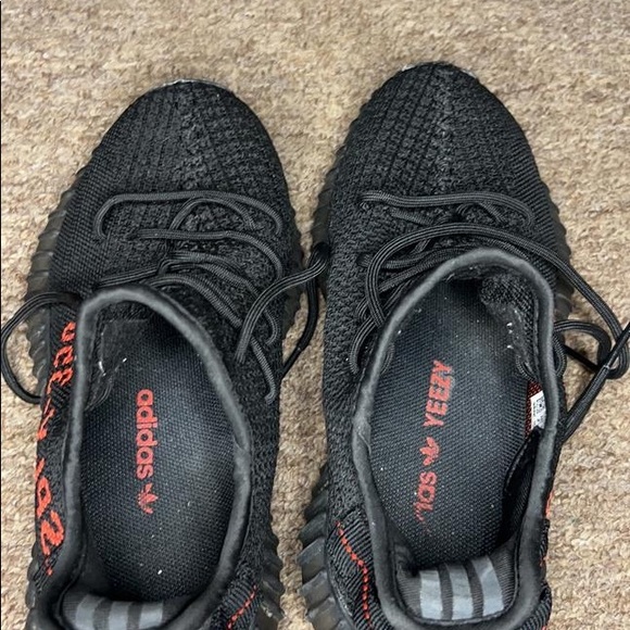adidas Yeezy Boost 350 V2 Bred womens Sneakers - black/red , US 5 - Picture 8 of 9